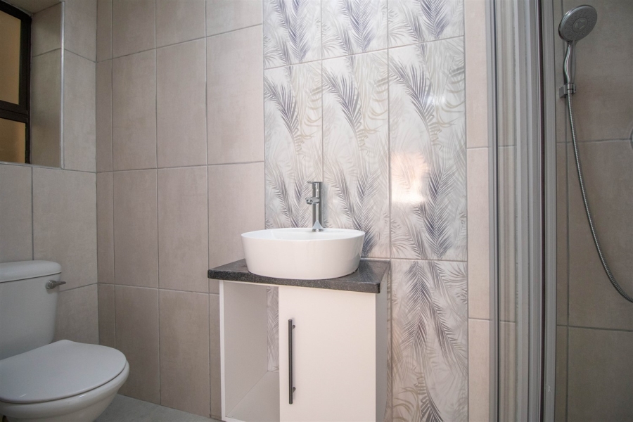 3 Bedroom Property for Sale in Fraaiuitsig Western Cape